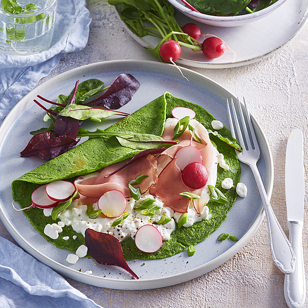 Špenátové palačinky se sýrem cottage: Lehký a zdravý brunch, který si zamilujete