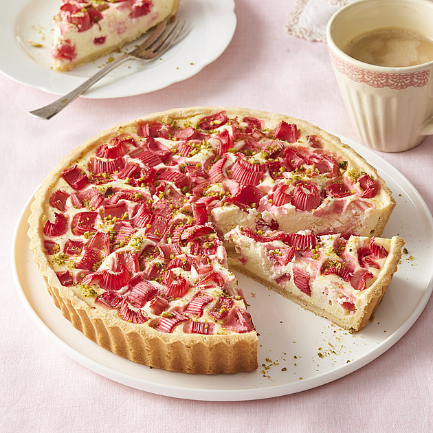 Rebarborový koláč s jogurtem a zázvorem: Svěží jarní dezert