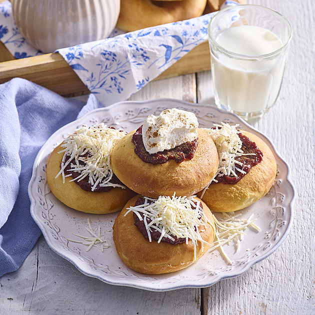 Kefírové vdolky z trouby: Vláčný recept jako od babičky bez smažení