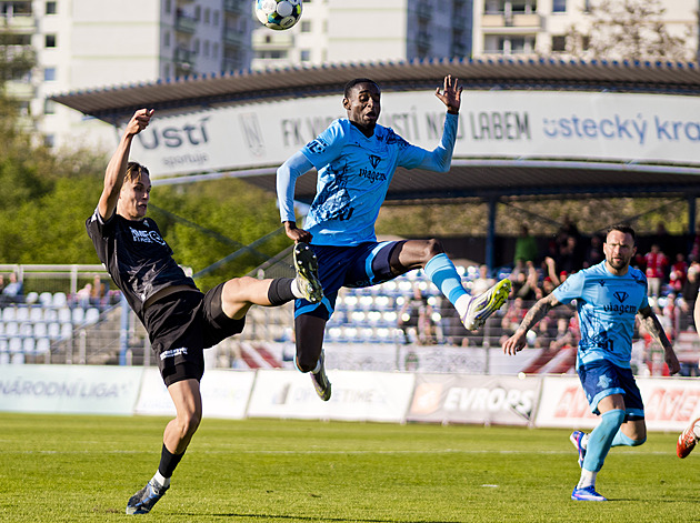 Ústí v druholigové předehrávce porazilo Žižkov, Vlašim remizovala s Prostějovem