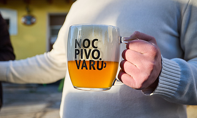 Noc pivovarů se rozšířila do tří krajů. Druhý ročník přilákal tisíce lidí