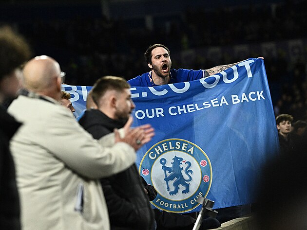 Fanou�ci Chelsea po por�ce s Brightonem.