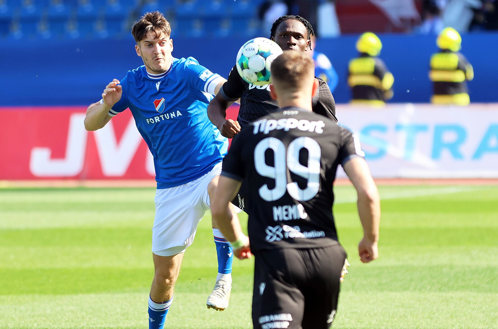 Ostrava - Plzeň 0:1, domácí se propadli na poslední místo, rozhodl Adu