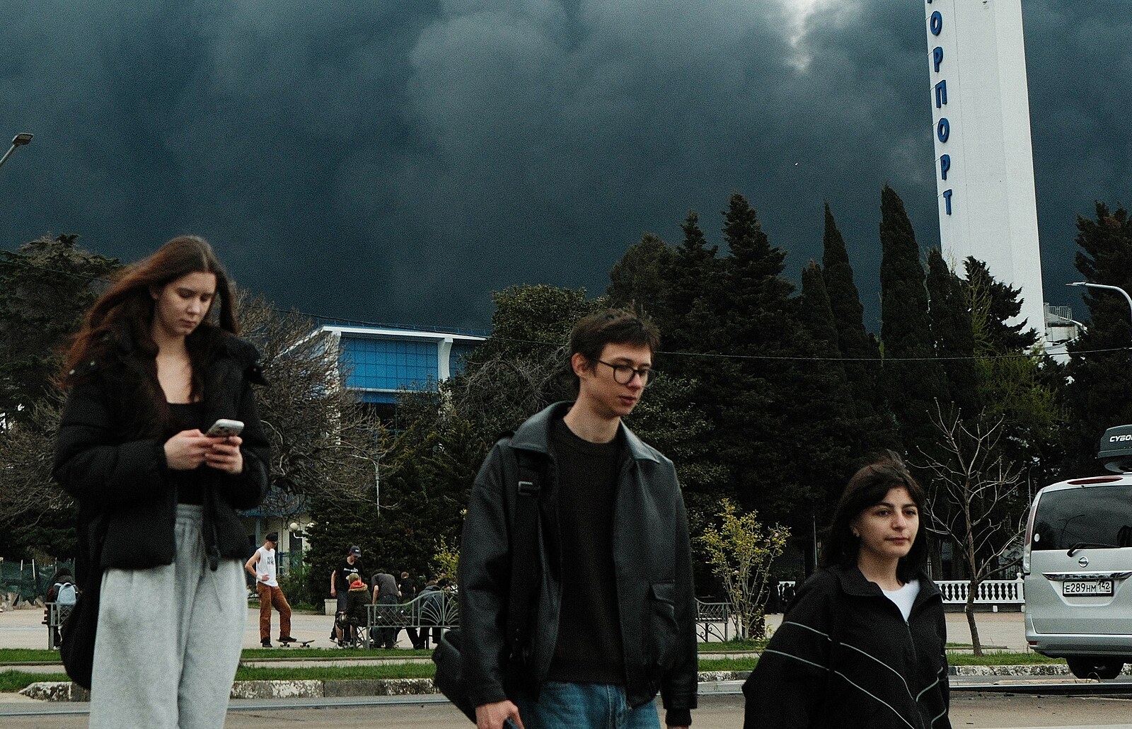 Ropný déšť nad Tuapse. Údery na ruskou rafinerii způsobily ekologické škody