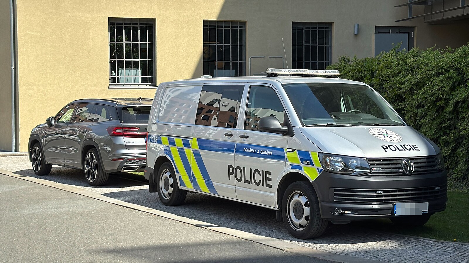 Policie provedla razii ve firmě Unicorn, sebrala telefony i počítače