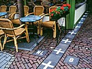 D�m ve dvou státech (Belgie/Nizozemsko). Snímek je z belgicko-nizozemského...