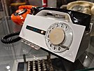 Muzeum telekomunikací ve spole�nosti Cetin � historické telefonní aparáty