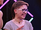 Enn se vrátil do Naked Attraction, aby si vybíral.