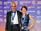 Albert M. Maguire a Jean Bennettová na gala po udílení Breakthrough Prize v...