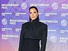 Gal Gadotová na gala po udílení Breakthrough Prize v Santa Monice (18. dubna...