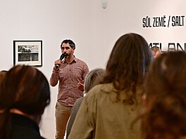Výstava S�l zem� fotografa a architekta Milana Pitlacha zachycuje syrovou i...