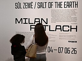 Výstava S�l zem� fotografa a architekta Milana Pitlacha zachycuje syrovou i...