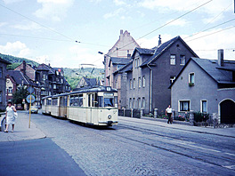 Tramvaj Tatra T2D (v �SSR vyráb�ná Gotha T2-62 pro NDR). Jena, 1989
