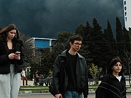 Následky útoku na ruský ropný terminál Tuapse. (21. dubna 2026)