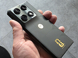 Motorola FIFA Edition 2026