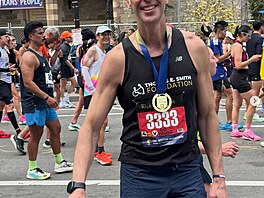 Zdeno Chára po dokon�ení Bostonského maratonu.