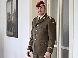 Ministerstvo obrany p�edstavilo nové stejnokroje. (duben 2026)