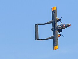 Letecký den Den ve vzduchu. North American Rockwell OV-10B Bronco. (26. dubna...