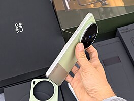 Vivo X300 Ultra a jeho bohaté p�íslu�enství