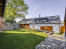 Výsledkem je výjime�ná nemovitost spojující domáckou a venkovskou atmosféru s...
