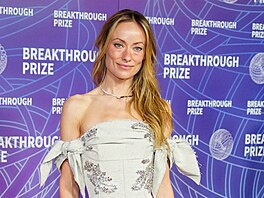 Olivia Wilde na gala po udílení Breakthrough Prize v Santa Monice (18. dubna...