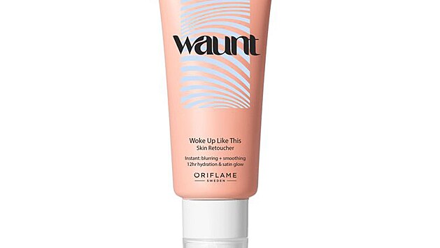 Oriflame, t�novan� korek�n� kr�m Waunt Woke Up Like This, se zlatav�m n�dechem, jemn� perli�ky odr�ej� sv�tlo a dod�vaj� glow efekt, vegan. Cena 500 K�