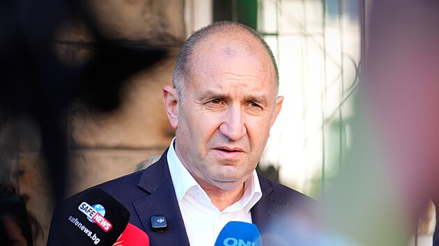 P�ekvapil. Euroskeptick� kandid�t Rumen Radev nakonec z�skal mnohem v�c hlas�,...