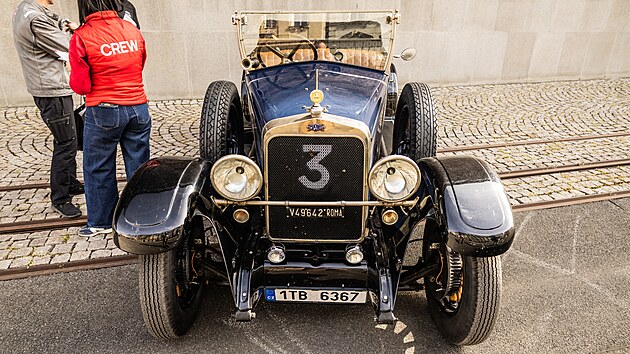 P�ej�mka veter�n�, kter� se ��astn� spanil� j�zdy do Neapole Czech Oldtimer...