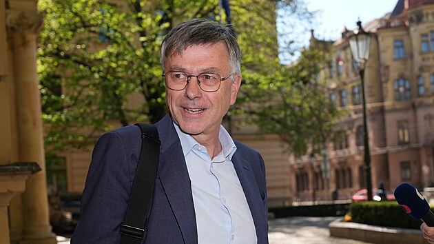 ��ad vl�dy �esk� republiky. Gener�ln� �editel �T Hynek Chud�rek. (22. dubna 2026)