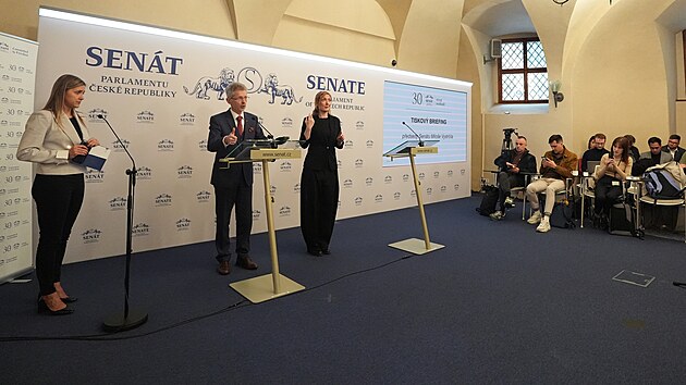 P�edseda Sen�tu Milo� Vystr�il (ODS) na tiskov� konferenci (21. dubna 2026)