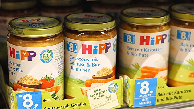 Vyděračského e-mailu si firma nevšimla. Po otrávené dětské výživě se stále pátrá