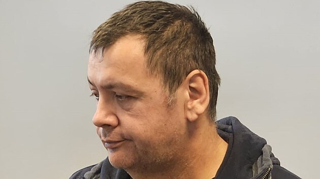 Ob�alovaný Petr Va�enda je ob�alován z distribuce náplastí s fentanylem  (21,...