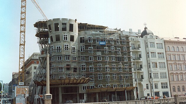 1995