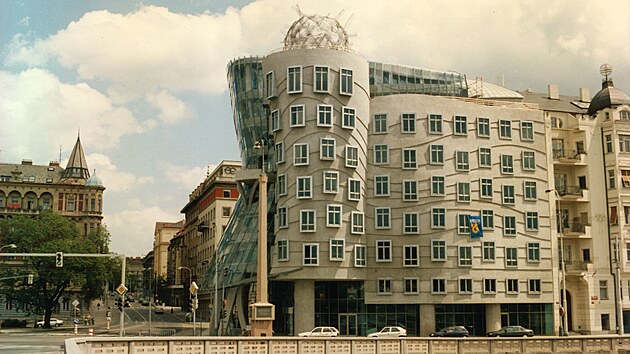 1996