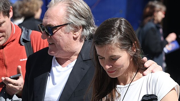 G�rard Depardieu a Magda Vavru�ov� (N�m�st� Republiky, Praha, 26. dubna 2026)
