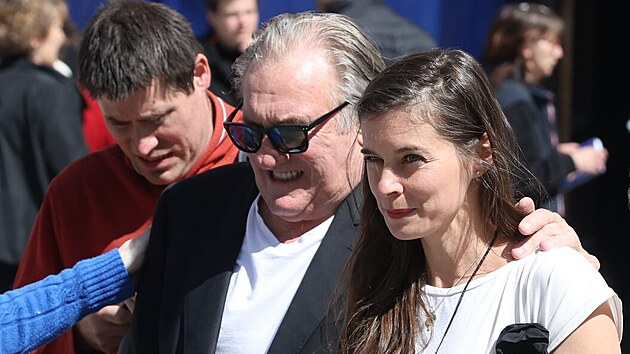 G�rard Depardieu a Magda Vavru�ov� (N�m�st� Republiky, Praha, 26. dubna 2026)