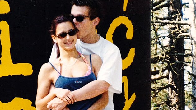 Sláva, manželky i projekty, co nevyšly. Moderátorská hvězda Leoš Mareš slaví 50