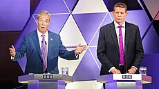 Lídr Reform UK Nigel Farage a p�edseda Plaid Cymru Rhun ap Iorwerth debatují v...