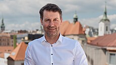 Petr Hykel, Theones