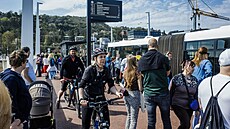 Ranní provoz na nov� otev�eném Dvoreckém most� (20. dubna 2026)