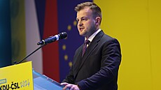 Benjamin �in�ila jako kandidát na prvního místop�edsedu strany na sjezdu...