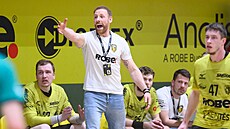 �tvrtý zápas semifinále extraligy házené mezi domácím Zub�í a Karvinou...