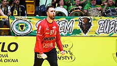 �tvrtý zápas semifinále extraligy házené mezi domácím Zub�í a Karvinou...