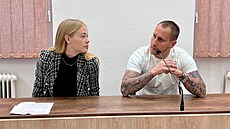 Ob�alovaní Mercedes Treyová a Vladislav Trejbal v jednací síni teplického...