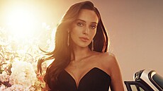 Zp�va�ka a autorka Charlotte Gott