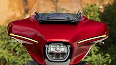 �elní pohled na Street Glide