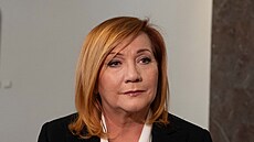 Ministryn� financí Alena Schillerová po jednání Sn�movny. (24. dubna 2026)