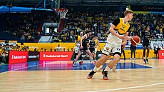 Josef Svoboda z Písku v utkání p�edkola s USK Praha