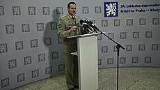 Ná�elník generálního �tábu Karel �ehka hovo�í na briefingu po návratu ze...