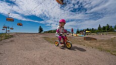 Kru�né hory v lét�? Nejlep�í výlety kolem Klínovce a adrenalin v evropském...